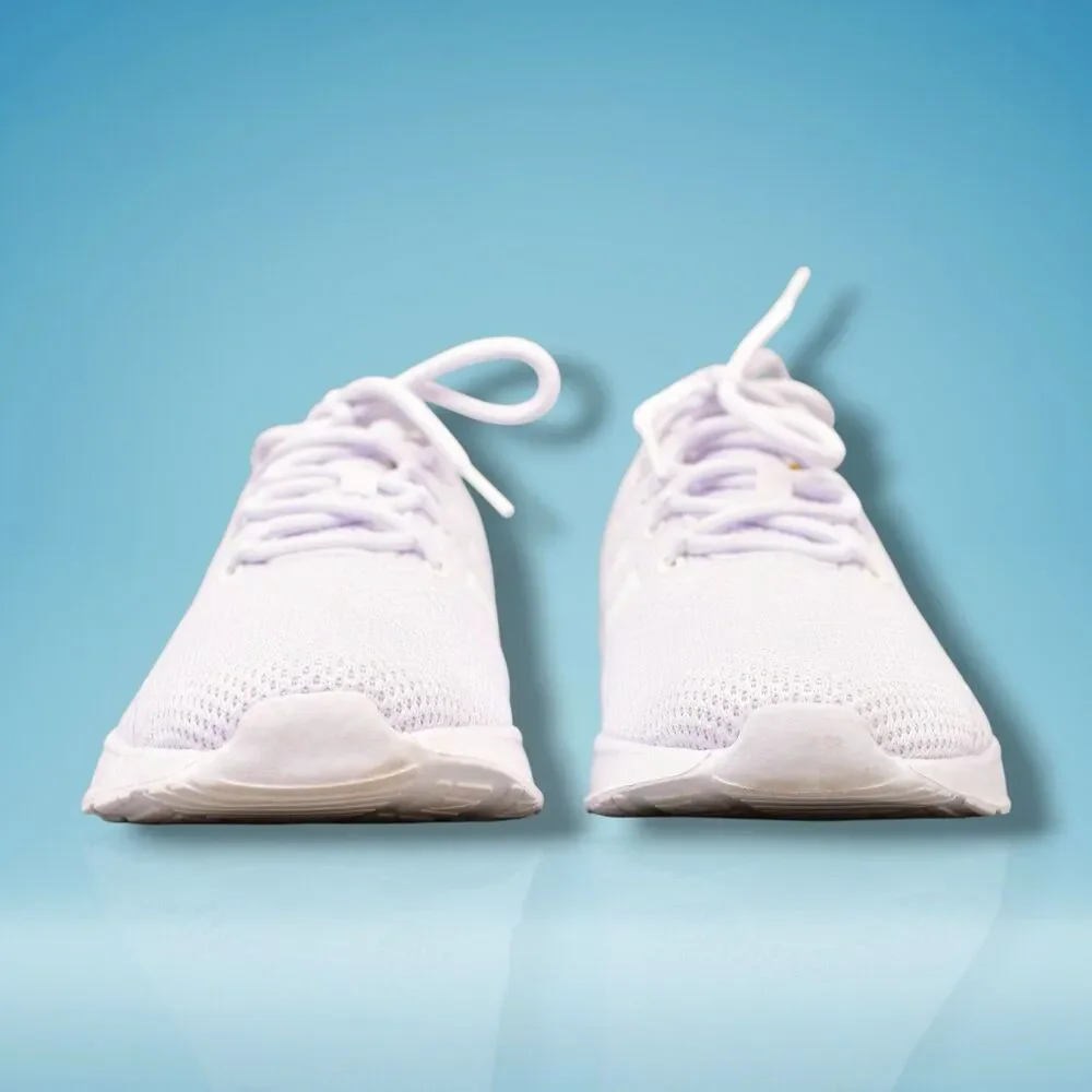 Level SS/New - adidas Questar Flow NXT Triple White - H01179